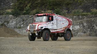 Hino Team Sugawara HINO 600 Series vehicle driven in 2024 Dakar Rally equipped with Allison 3000 Series™ fully automatic transmission.