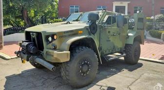 The armored vehicles were acquired as part of PROADSUMUS, the Brazilian Navy's strategic program that aims to enhance operational readiness.