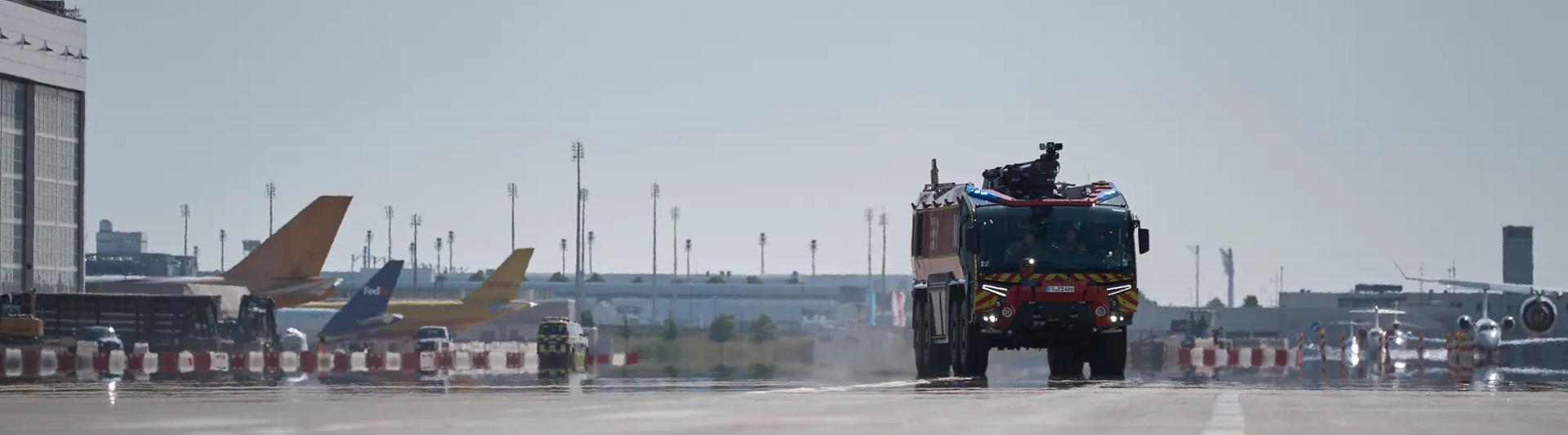 Rosenbeur Panther Munich Airport