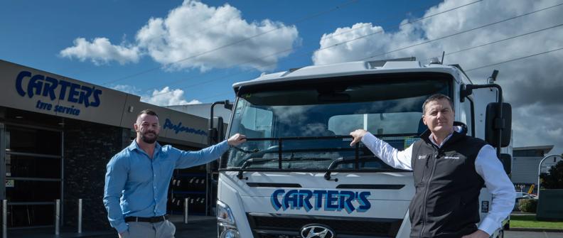 Carter’s Tyre Services Roadside Assist fleet of 37 Hyundai Mighty Trucks have been fitted with bespoke Allison 1000xFE™ transmissions. (L-R) Carter’s Carter’s Technology Solutions Manager, David Dellabarca and Hyundai National Manager Trucks, Jim Rose.